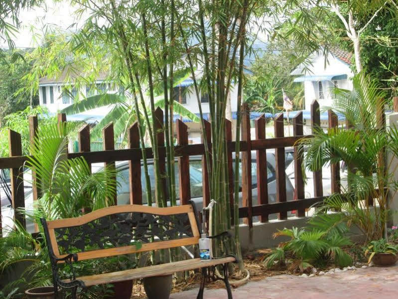 Motel Seri Mutiara Kuah Exterior foto